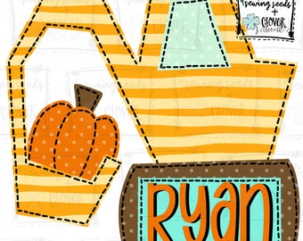 Puede incluir: Una aplicación de vehículo de construcción amarillo y naranja con una calabaza y el nombre "Ryan" en una etiqueta marrón. La aplicación está diseñada para coser y manualidades.