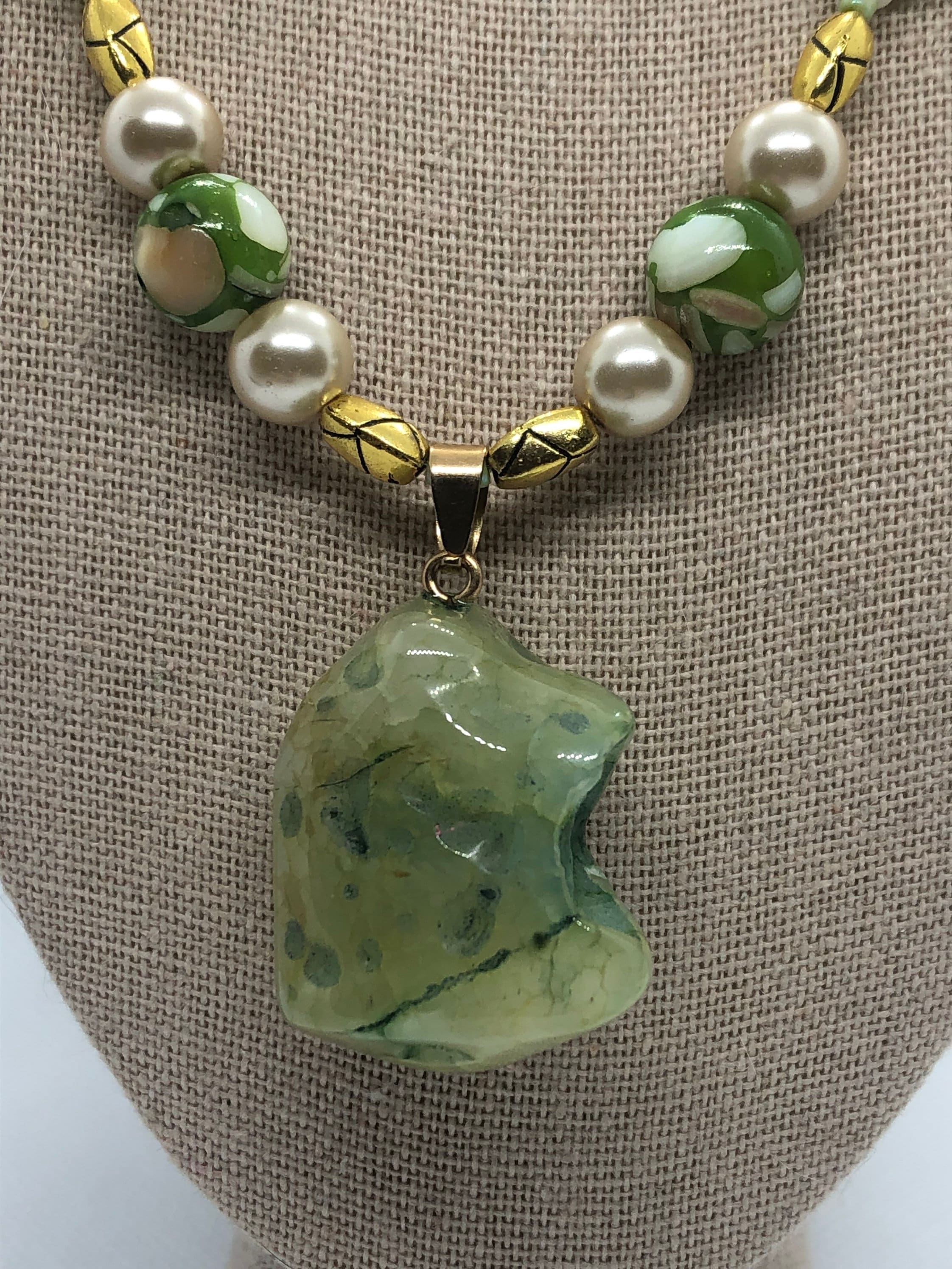 Green Agate Necklace Etsy