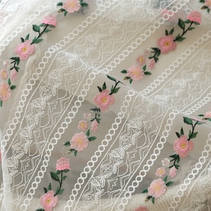 Elegant Country Flower Embroidery Lace Fabric Mesh Materials Soft Tulle Lace DIY Bridal Wedding Full Dress Gown Craft 51&quot; Width