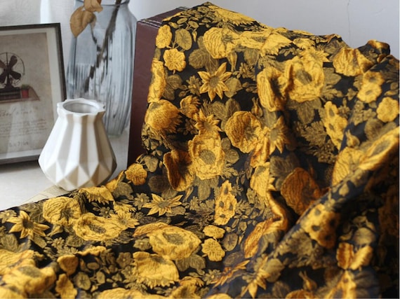 Sunflower Jacquard Fabric, Emboss Yellow Fabric Polyester Material Brocade Fabric, for Sewing, Crafts, DIY Suits, Drapes, Apparel, Suits