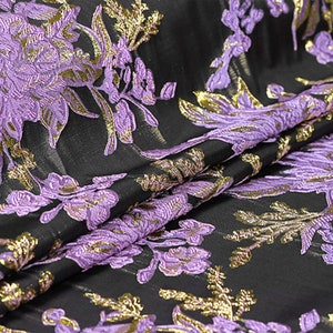 Púrpura Flor Bordado Estilo En relieve Tela Pesada Jacquard Tela Brocado Material de poliéster para Alta Costura Diseño de Traje de Vestuario