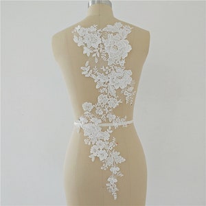 Off White Rose Embroidery Flower Bodice Lace Appliques with Sequin Sewing on Bridal Wedding Dress Wedding Trim
