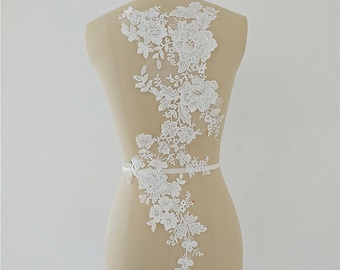 Off White Rose Embroidery Flower Bodice Lace Appliques with Sequin Sewing on Bridal Wedding Dress Wedding Trim