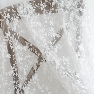 Off White Embroidery Flower Wedding Dress Organza Fabric Vine Wedding Costume for Bridal Dress Veil Costumes 53 inches Width 1 Yard