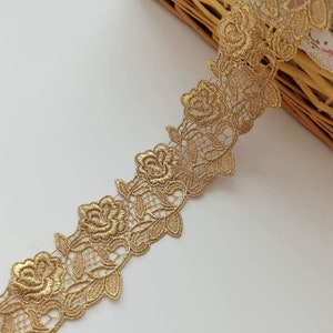 2 iarde di pizzo guipure con fiore di rosa dorato, pizzo per abiti, pizzo vintage, pizzo dorato, pizzo per bambole per abiti da sposa, creazione artigianale