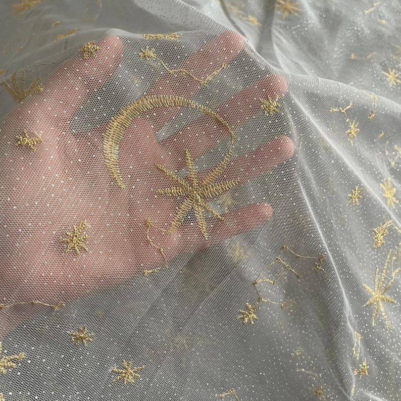 Tissu en dentelle brodé étoile de lune, maille de 5 couleurs, tulle de dentelle à pois pailletés dorés par mètre pour rideau de robe de soirée de 51 po. de largeur image 5