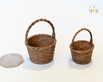 Painted wicker style basket - 1:12th scale detailed miniature