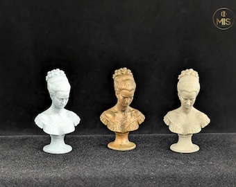 Miniature decoration bust statue - detailed hand painted or ready to paint -  1:12 / 24th scale