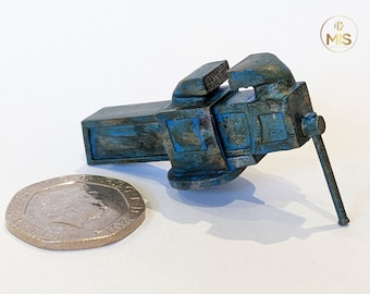1:12th scale detailed miniature workshop vise clamp  - Painted 1/12