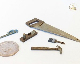 1:12 Collection of detailed hand painted workshop hand tools - 1/12th scale miniatures