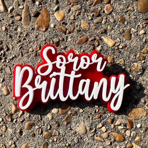 Insignia de solapa con nombre de hermana / Insignia de hermana / Regalo de hermandad / Regalo testamentario / Pin con nombre de hermana / Regalo personalizado con nombre de línea