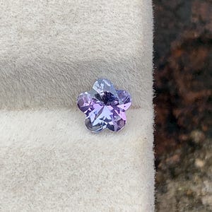 Natural Tanzanite Flower Cut – Unique Handcrafted Gemstone for Jewelry Making Weight- 0.60 CT