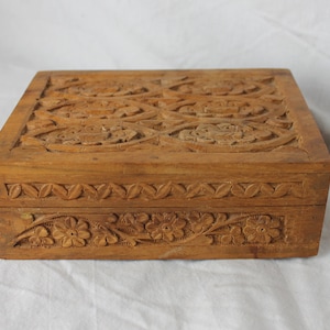 Wooden Carved Jewellery Box; Vintage