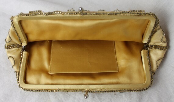 Beaded Evening 1920s Clutch Bag, snap closed Vint… - image 3