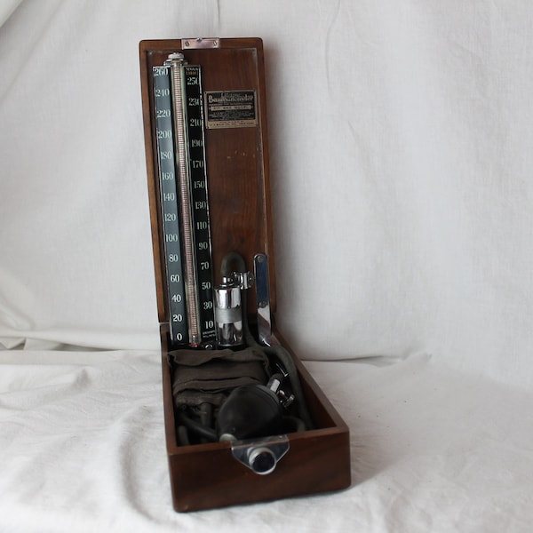 Tensiomètre, Kit Bag Baumanometer fabriqué par W. A Baum Co, Inc, New York. tensiomètre vintage