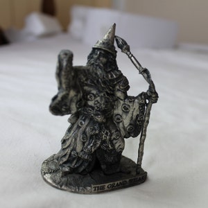 The Grand Wizard, part of the Mystic Legends Collections by Evergreen Studio Miniature Figurine
