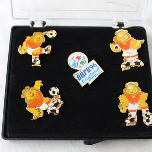England Fussball Abzeichen Kollektion: Euro 1996 UFA Cup Set offizielle Werbung