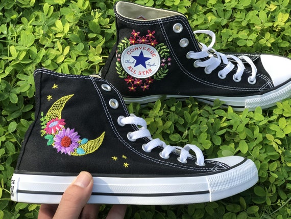 Converse Custom Floral Embroidery/ Chuck Taylor Converse | Etsy