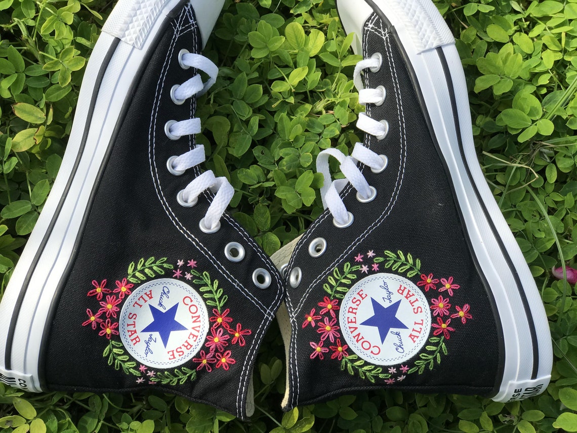 personalized chuck taylors