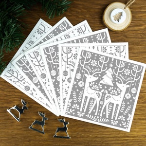 Rentiere, grau, Luxus Nordisches Weihnachtskartenset für Sie, Weihnachten 2024.