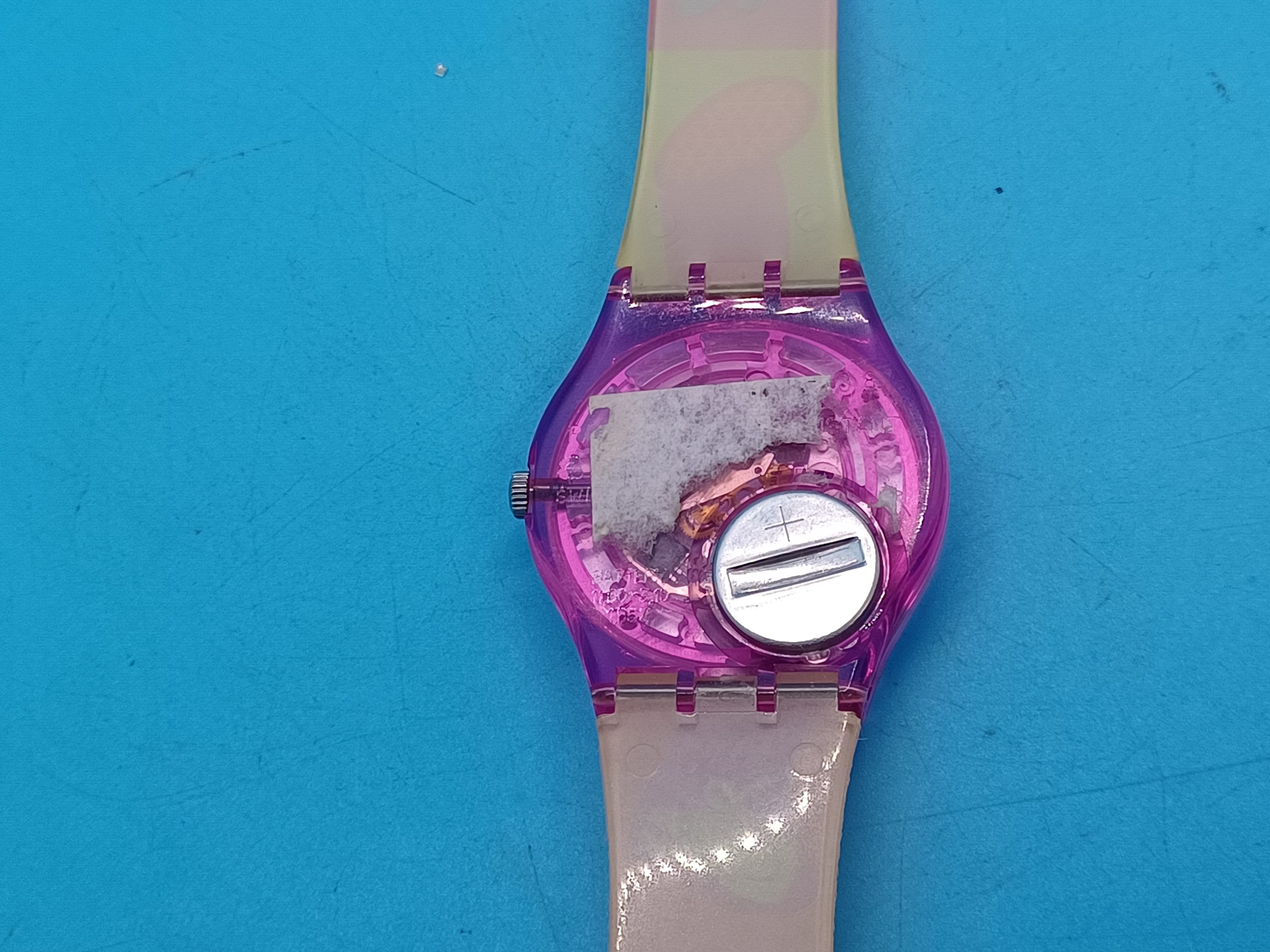VTG 2003 Y2K Swatch Make a Pie Women\'s 33mm Watch Swiss Runs Vintage Swatch “PINK WAY” Watch 2003 – Transparent Neon Pink  main image 3