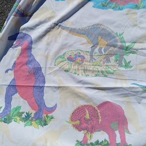 RARE Springmaid colorful dinosaur fitted twin bed sheet, SMALL STAINS, fabric, bedding, 70s, 80s, usa, rainbow, fairy kei