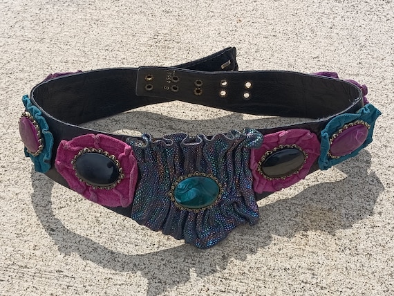 Small Nina Arjani Letherock, Vintage 80s, Leather Belt, USED 
