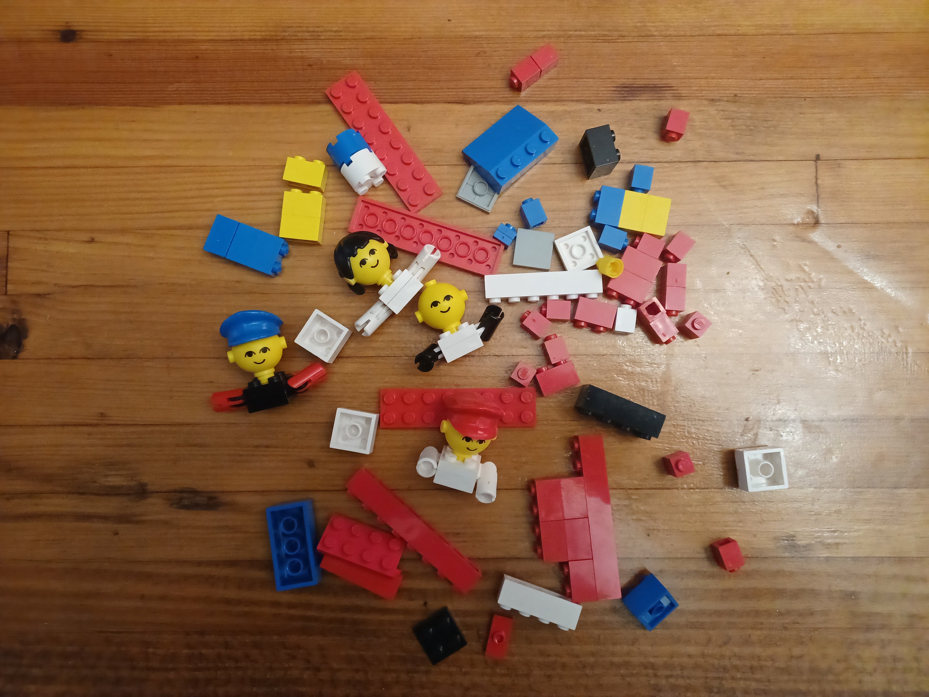 Lego figures 1980 sales