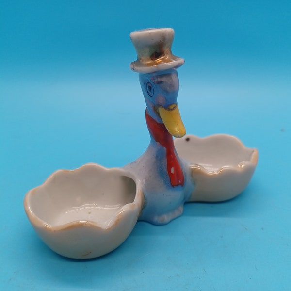 quirky duck in top hat, knick knack, possibly salt and pepper holder, vintage, retro, kitsch, 50s, 60s, Japan