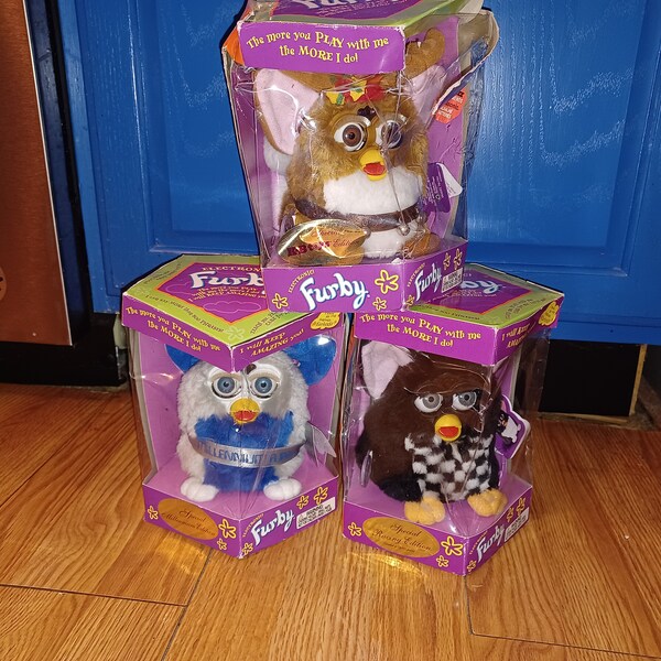 ONE NIB Special Edition Furby. Millennium, Racing, Christmas, KB toys, vintage 90s,