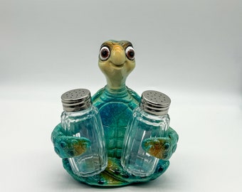 Cartoon Sea Turtle Salt & Pepper Shaker