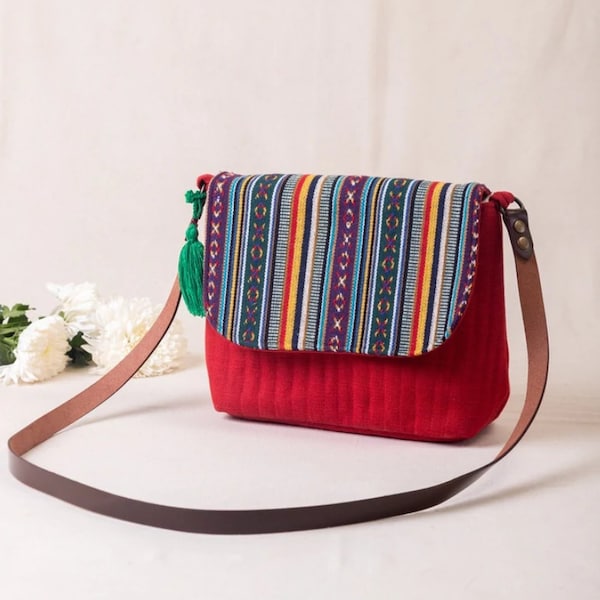 Handmade Beautiful handbag with vibrant colors/ unisex /Crossbody bag / sling bag / Artisan Bag as a gift