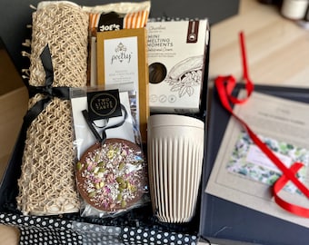 Ultra Classy & Elegant Mother's Day Artisan Hampers ,Birthday, Anniversary, Gift Box,