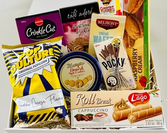 Gourmet Snack Gift Hamper: Birthday, Anniversary, or Special Occasion