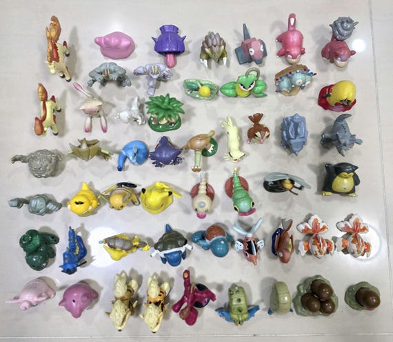 Vintage Pokémon figurines // Old school Pocket Monster figures // UNOFFICIAL Tomy toys // Kanto Generation bootleg // Pokemon figurines