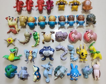 Beschreibung lesen: Pokemon Figuren // Verkaufsschlager // Taschenmonster // ERSATZTEILE // Kaputtes Pokémon // Pokemonfigur // preisgünstig zu verkaufen