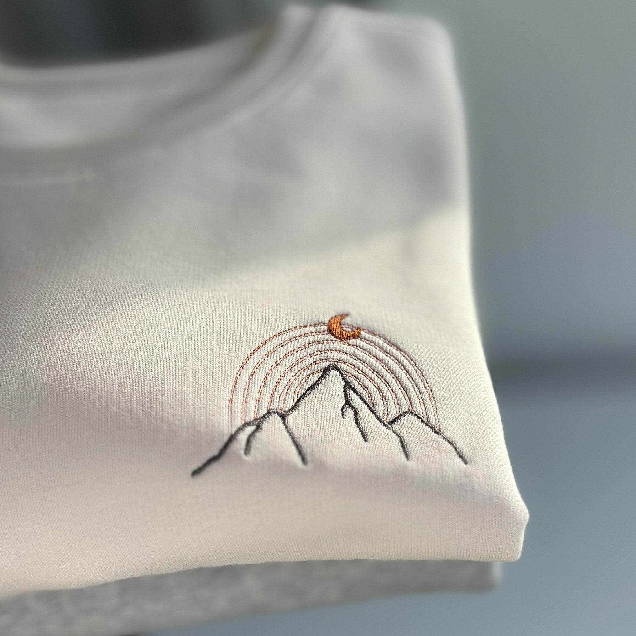Unisex Mountain Embroidery Sweatshirt - Etsy