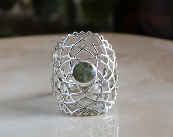 Moldavite Ring, Crown Chakra Ring, Floral Ring, Sterling Silver, Moldavite Statement Ring, Chakra Ring, Gift For Her, Healing Spiritual Ring