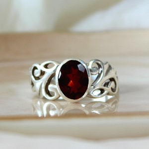 Designer Garnet Ring, Natural Garnet, January Birthstone, 925 Sterling Silver, Garnet Rings For Women, Garnet Ring Silver Vintage Unique