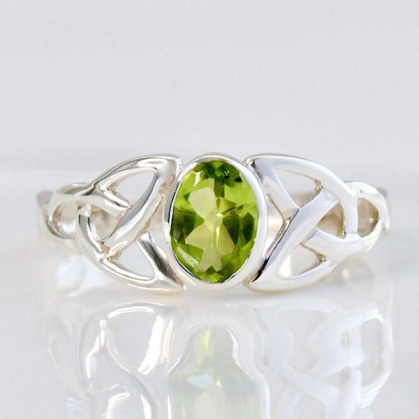 Celtic Knot Peridot Ring, Natural Peridot Gemstone, Sterling Silver, August Birthstone, Green Oval Irish Trinity Knot, Minimal Gift For Her