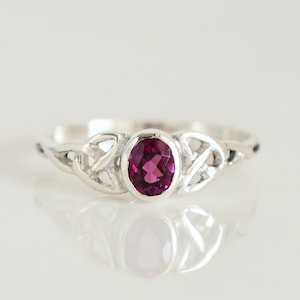 Celtic Knot Garnet Ring, Natural Rhodolite Garnet, 925 Sterling Silver, January Birthstone, Red Oval Irish Trinity Knot, Dainty Gift For Her