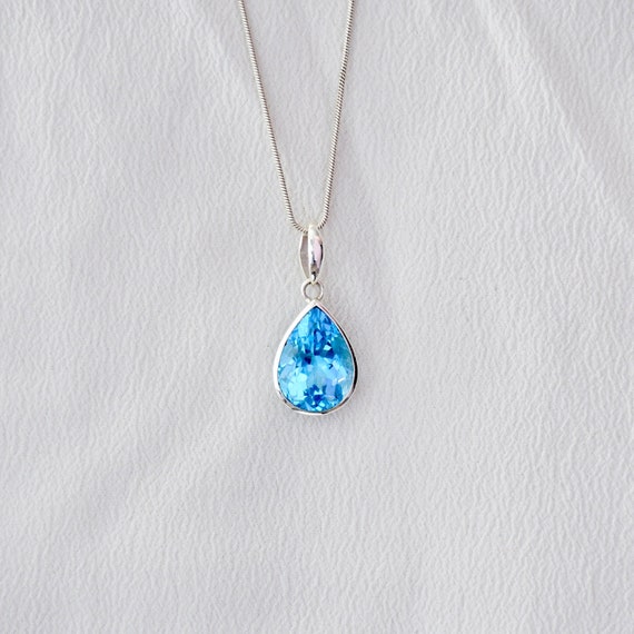 Etsy store topaz necklace
