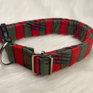 Freddys Sweater Dog and Cat Collar