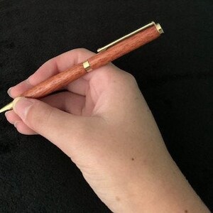 Hand draaide houten pen