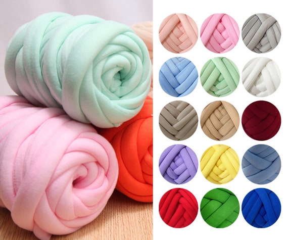 Chunky Yarn, Super Soft Acrylic Bulky Thick Washable Yarn for Arm Knitting  DIY Handmade Blankets Scarf Sweater Pink 100g