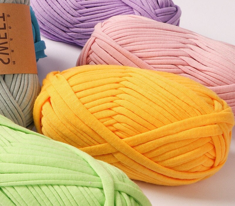 JeogYong T-Shirt Yarn, 200g/196ft Elastic Fabric Cloth Knitting T Shirt  Yarn, Flesh Pink Thick Crochet Yarn for Crocheting Bags/Baskets/Rugs, Home