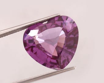 Lab Grown Alexandrite – 15x16.5mm. 15Cts. Heart Faceted Color Change Green to Purple Gemstone