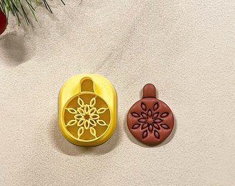 Cortador de arcilla con adornos navideños florales, cortador de Navidad, cortador de relieve, cortadores de aretes, listo para enviar