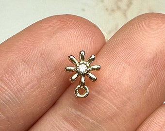 18K Gold Plated Flower Earring Posts, Gold Plated Earring Findings, Hypoallergenic Jewelry Supplies, Nickel Free
