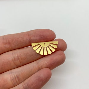 Brass Half Sun Charms, Brass Half Circle Pendants, Brass Fan Shape Pendants, Geometric Charms, Earring Findings